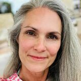 Lisa from Houston | Woman | 62 years old | Gemini