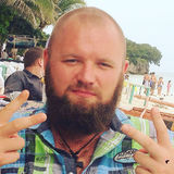 Mrkahro from Nagasaki-shi | Man | 39 years old | Aquarius
