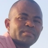 Nazilssalub from Montreal | Man | 36 years old | Gemini
