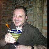 R B from Assis | Man | 48 years old | Gemini