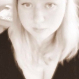Linnii from Tau | Woman | 34 years old | Capricorn