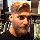 Dion from Alkmaar | Man | 38 years old | Virgo