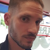 Zitoun from Fribourg | Man | 33 years old | Aries