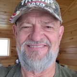 Whitie19Mi from Bolivar | Man | 76 years old | Sagittarius
