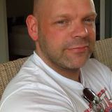 Hamilton from Molde | Man | 51 years old | Gemini