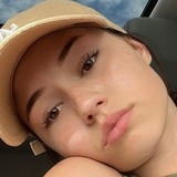 Danielle from Gresham | Woman | 27 years old | Leo