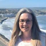 Cassandra from Glen Burnie | Woman | 42 years old | Cancer