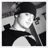 Stayfrosty from Tarawa Terrace | Man | 34 years old | Aries