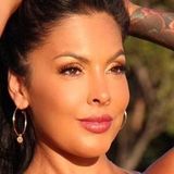 Issie from Paris | Woman | 39 years old | Taurus