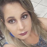 Julia from Mococa | Woman | 25 years old | Taurus