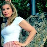 Lily from Brussels | Woman | 50 years old | Leo