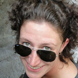 Raph from Brussels | Woman | 43 years old | Aries