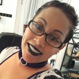 Dee from Falconer | Woman | 42 years old | Leo