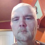 Lloydwheelervq from Victor | Man | 45 years old | Cancer