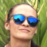 Carolina from Medellin | Woman | 44 years old | Aries
