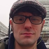 Leftyrighty from Camberwell | Man | 44 years old | Aries