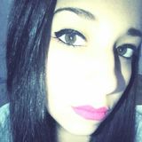 Leluu from Gonnet | Woman | 29 years old | Taurus