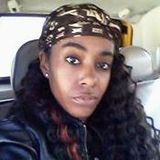 Honey from Middle Island | Woman | 39 years old | Aquarius