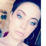 Kym from Paris | Woman | 32 years old | Aquarius