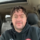 Vjctorfonsemo from Three Hills | Man | 47 years old | Aries