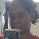 Adrianneriggdi from Cleveland | Woman | 40 years old | Libra