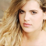 Renata from Americana | Woman | 37 years old | Cancer