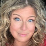 Pat from Philadelphia | Woman | 44 years old | Gemini