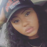 Rachaeld from Allentown | Woman | 32 years old | Cancer