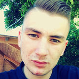 Benny from New Milton | Man | 30 years old | Leo