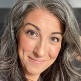 Lexsa from Basel | Woman | 45 years old | Leo