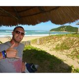 Bennie from Lahaina | Man | 26 years old | Libra