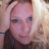 Laddyb from Louisville | Woman | 47 years old | Aries