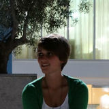 Lau from Liege | Woman | 33 years old | Taurus