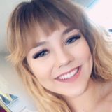 Alex from Sacramento | Woman | 27 years old | Sagittarius