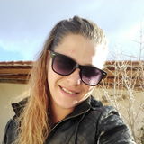 Riapapa from Athens | Woman | 34 years old | Capricorn