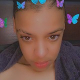 Yasminguzmanq from Allentown | Woman | 29 years old | Sagittarius
