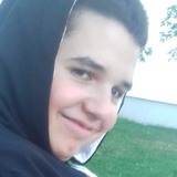 Dragosion2Ge from Valenii de Munte | Man | 22 years old | Aquarius