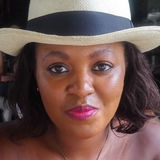 Lola from Phoenix | Woman | 42 years old | Pisces