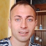Neculaimariu9H from Lombardore | Man | 39 years old | Taurus