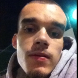 Frankthe King from Stamford | Man | 32 years old | Capricorn