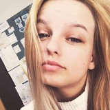 Deveny from Eindhoven | Woman | 28 years old | Capricorn