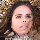 Mona from Glasford | Woman | 49 years old | Sagittarius