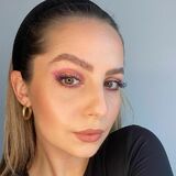 Janet from Toronto | Woman | 43 years old | Capricorn