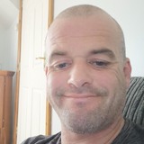 Tom from Donegal | Man | 50 years old | Capricorn