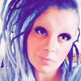 Hippie from Edinburgh | Woman | 42 years old | Taurus