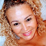 Flor from Vila Velha | Woman | 49 years old | Aries