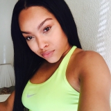 Tina from Portland | Woman | 43 years old | Aries