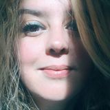 Kari from Montreal | Woman | 44 years old | Capricorn